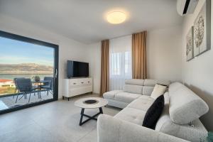 Penthouse Mare - Rooftop and Pool