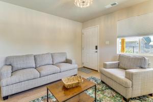2 Mi to Old Town ABQ! Cozy Desert Retreat