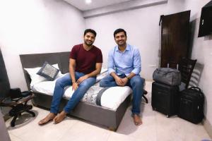 Hotel White Stone Delhi Anand Vihar railway station