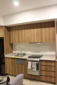Executive Studio, 11th Floor