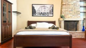 Casa Di Peve Corfu Old Town Historic Venetian Apt