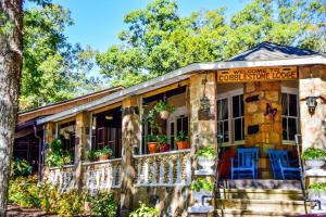 Cabin Hilltop D on Meramec River