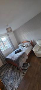 Casa Havilah - Contractor House Manchester Sleeps 4 Parking
