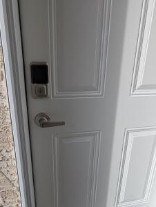 Modern Private Suite - Quiet & Central Winnipeg