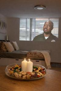 Cozy Studio with a Home Cinema, Bathtub and Free Parking