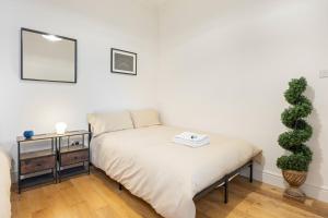 87BG - Bright & Airy 2 Bed Flat - Links to Central