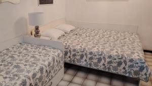 Apartments with parking space Gajac, Pag - 25352