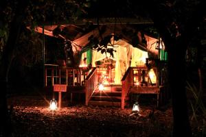 Mbali Mbali Gombe Lodge