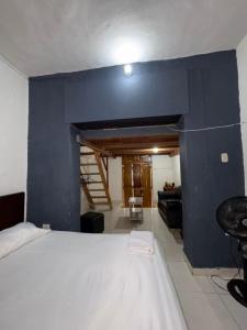 Comodo aparta estudio cerca de la Basilica