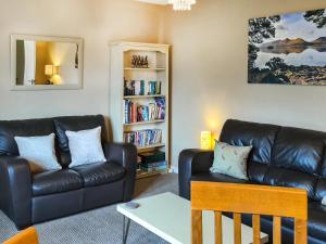 10 Elm Court