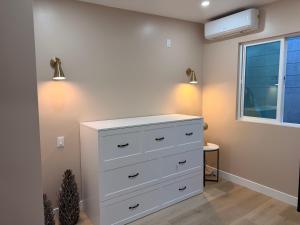 Hollywood Guest House Full Appliances 1bed 1bath outdoor space