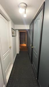 Luxury KIA Room H