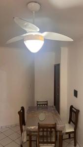 Apartamento Praia Ocian, 1 quadra da praia!