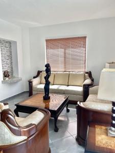 Comfortable apartment with pool, close to the beach