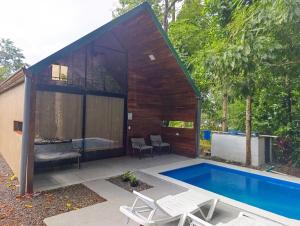 Cabaña Kono Rainbow Finca paraíso