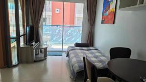 Grandblue condominium 405,406