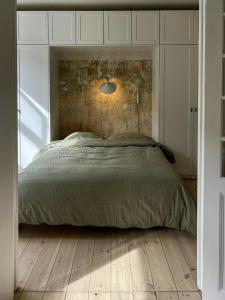 Classic Flat Near Frederiksberg Gardens