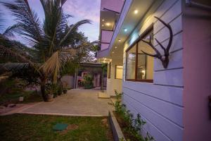 Villa Tharu