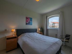 Cozy Dune-View Apartment