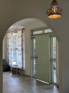 Ferozi House, C-Scheme