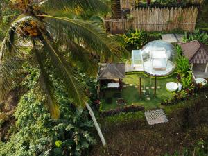 Bubble 7 - Cozy Bubble Retreat White Bath Ubud