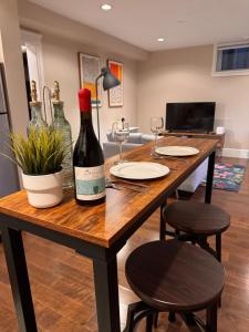 Spacious suite steps from greenway