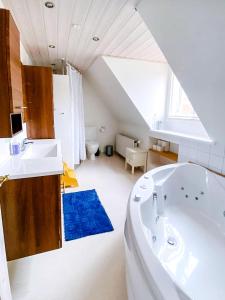 Feel The Island Vibe In Skipperhus
