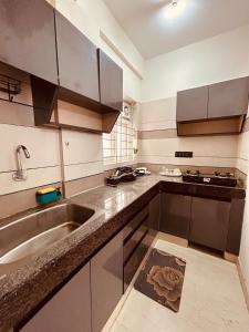 Tranquil 1BHK - Ideal for Couples & Travellers