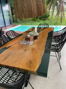 Green Flow 14 - cozy 3Br private pool retreat
