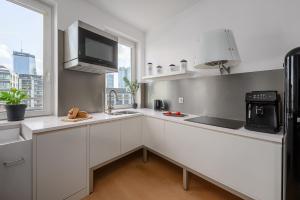Lumina I 2BR Apart in Center of Warszaw I Balcony I Parking