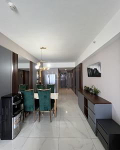 Apartemen SkyHouse 3 BR Bristol 10th Floor