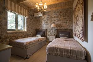 Villa with private pool and stunning sea view