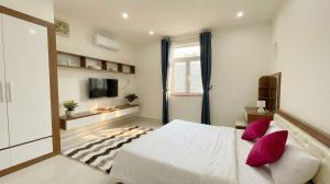 Felix Beachside Villa, 5 Bedrooms