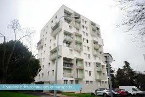Grand T2 proche Créteil Soleil et Métro