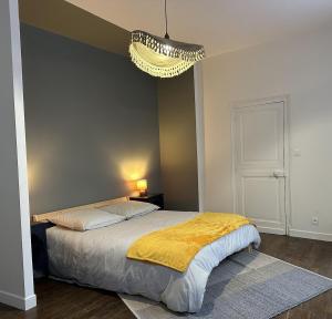 Ensemble Privatif - T3 et T4 - 190m2 - 10 pers - Cour et Parking - Hypercentre