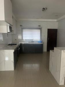 ThriveCon Apartments