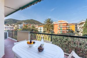 Pietra Ligure - 5 minuti a piedi dalle spiagge e parcheggio privato