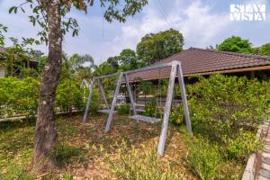 Stayvista at Coffee & Mist Luxury Retreat with Private Pool Coorg