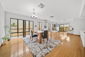 Perth Perth Airport Stay 5BR House with 6 Beds &Parking Single Room room