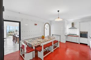 SorrentoVibes - The Lemon Grove Villa with private pool, garden and terrace
