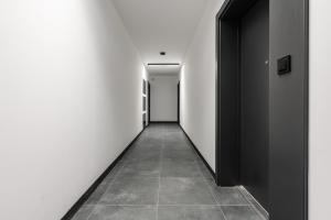 Lumina apartment with garden and parking