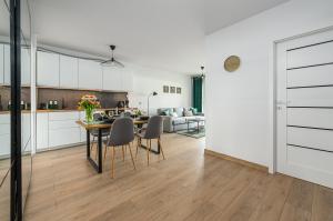 Lumina apartment with garden and parking