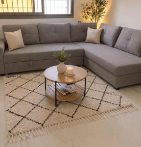 Villa with 4 Suites, Pool, Sea View & Terraces