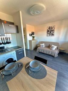 Studio cosy à deux pas de la mer 2LAMP36