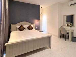 Glory Hotel