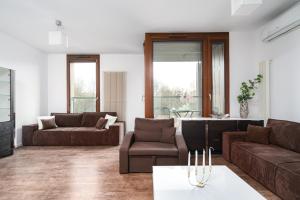 Golden Warsaw - Kolejowa Street