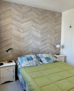 Appartement coin nuit magnifique vue mer et parking privé 4EST402