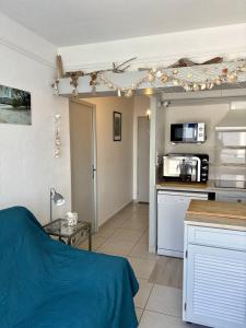 Appartement coin nuit magnifique vue mer et parking privé 4EST402