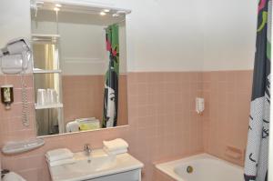 Hotels Citotel Hotel Cesar : Chambre Lits Jumeaux