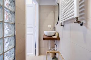 Domus Tridente - Modern Apartment